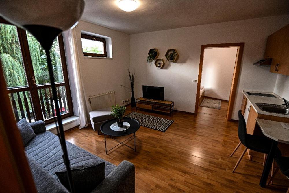 Aparthotel Faust Decin Bagian luar foto
